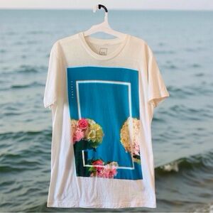 The 1975 Concert Tee M White – Indie Aesthetic band tee graphic